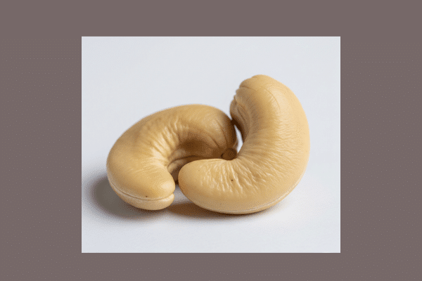 Cashew Nuts Benefits for female: Why Cashew Nuts Are a Superfood for Females